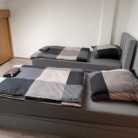 Apartment Bis Zu 8 Einzelbetten Stellplatz Wifi Essen Ngoại thất bức ảnh