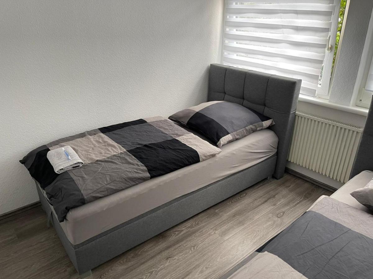Apartment Bis Zu 8 Einzelbetten Stellplatz Wifi Essen Ngoại thất bức ảnh