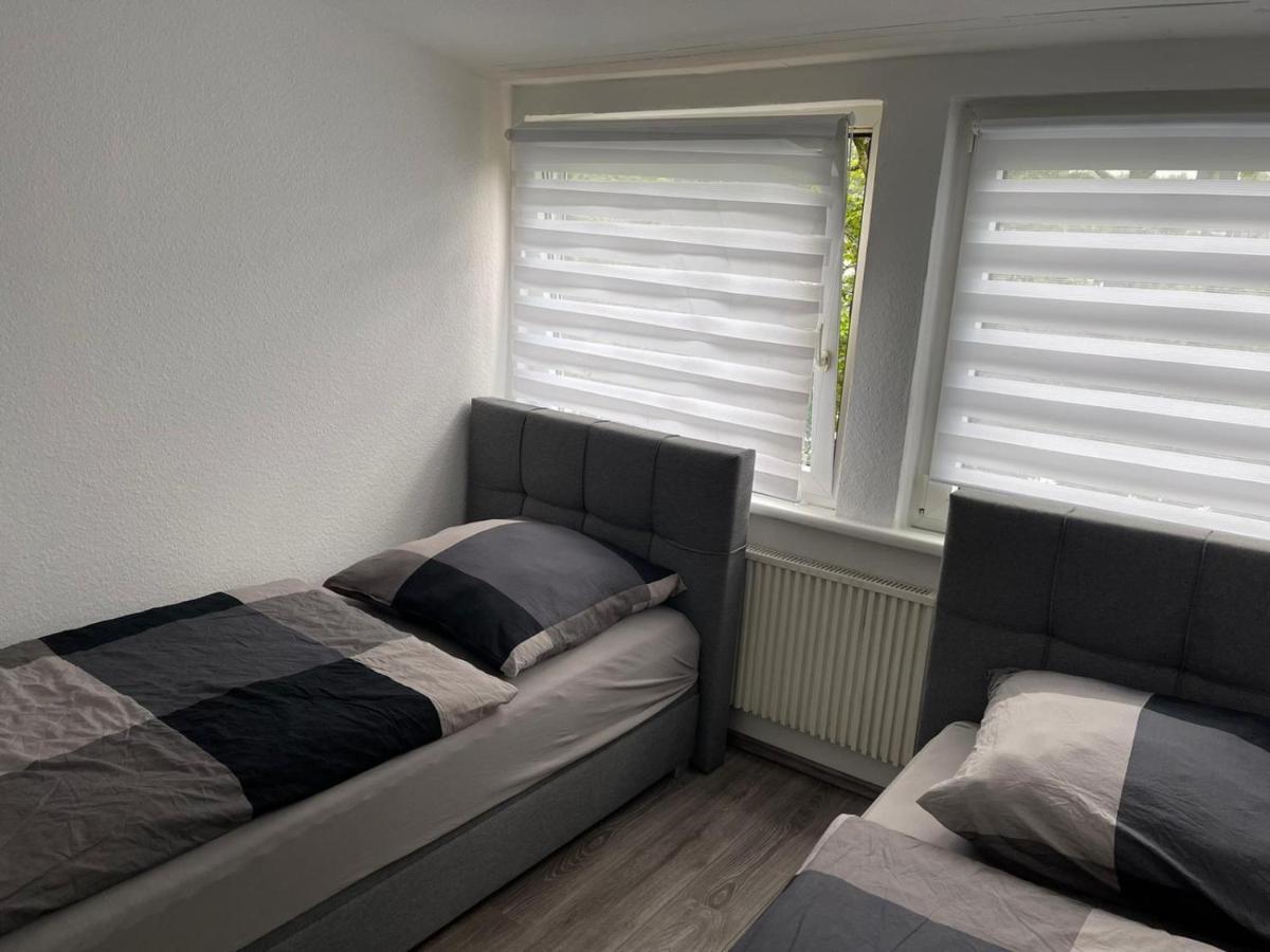 Apartment Bis Zu 8 Einzelbetten Stellplatz Wifi Essen Ngoại thất bức ảnh