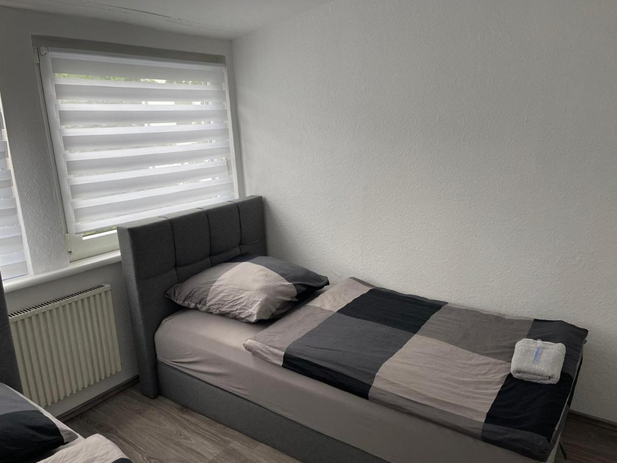 Apartment Bis Zu 8 Einzelbetten Stellplatz Wifi Essen Ngoại thất bức ảnh