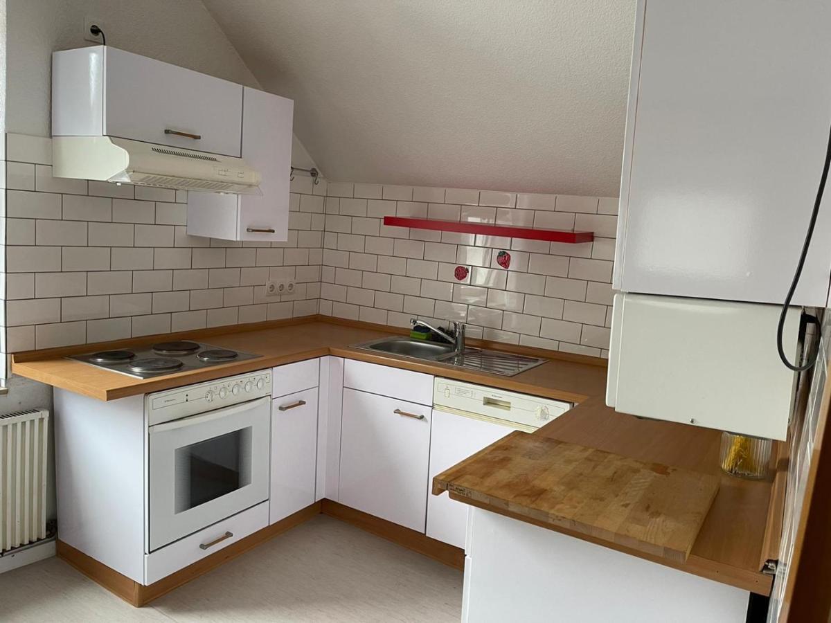 Apartment Bis Zu 8 Einzelbetten Stellplatz Wifi Essen Ngoại thất bức ảnh