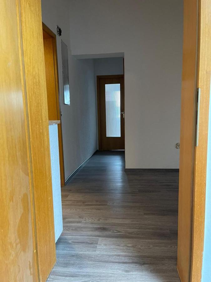 Apartment Bis Zu 8 Einzelbetten Stellplatz Wifi Essen Ngoại thất bức ảnh