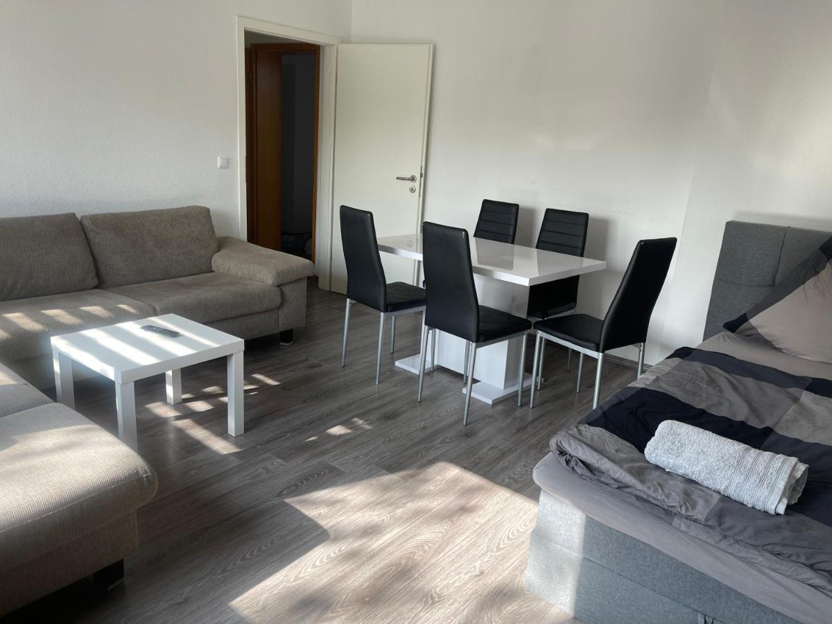 Apartment Bis Zu 8 Einzelbetten Stellplatz Wifi Essen Ngoại thất bức ảnh
